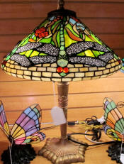 Tiffany lamp dragonfly shade
